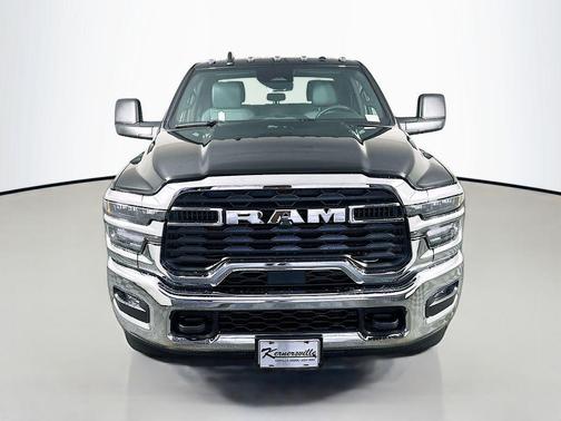 2026 RAM 3500 Tradesman Crew Cab 4x4 8' Box