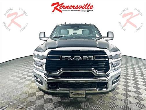2025 RAM 2500 Tradesman Crew Cab 4x4 6'4' Box