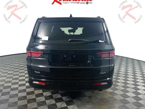 2025 Jeep Wagoneer L Series II Carbide 4x4