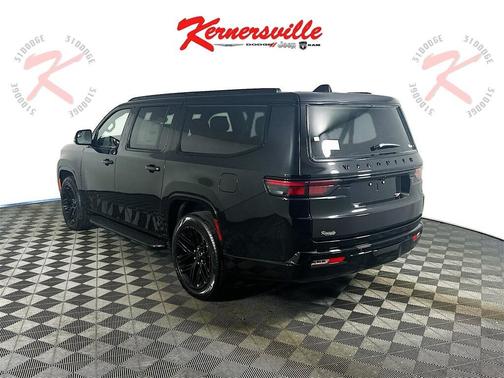 2025 Jeep Wagoneer L Series II Carbide 4x4