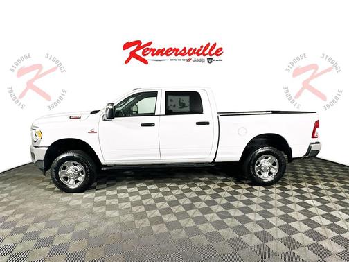 2024 RAM 3500 Tradesman Crew Cab 4x4 6'4' Box
