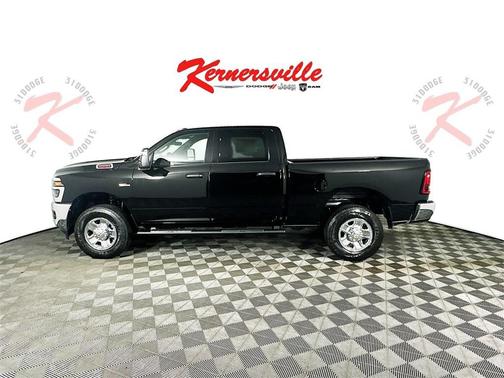 2025 RAM 2500 Tradesman Crew Cab 4x4 6'4' Box