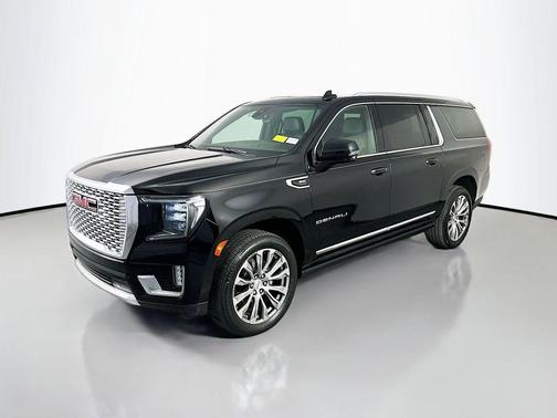 Onyx Black 2022 GMC Yukon XL Denali
