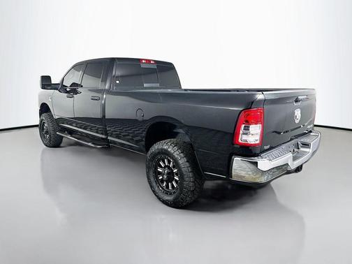 2024 RAM 3500 Tradesman Crew Cab 4x4 8' Box