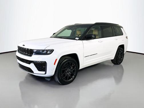 Bright White Clearcoat 2026 Jeep Grand Cherokee L Summit