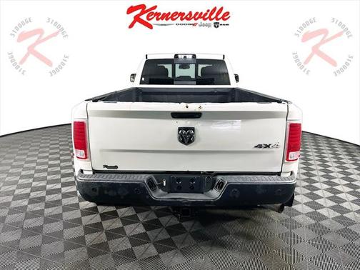 2018 RAM 3500 Laramie Crew Cab 4x4 8' Box
