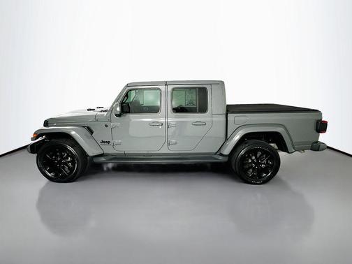 Sting-Gray Clearcoat 2023 Jeep Gladiator High Altitude 4x4