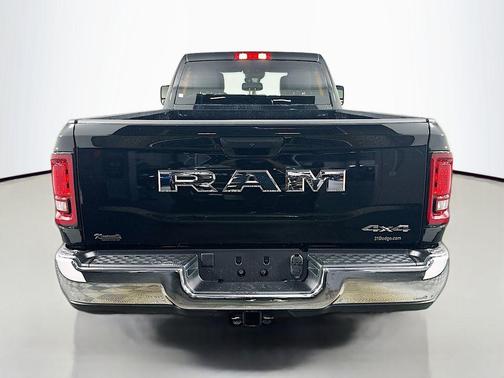 2026 RAM 3500 Tradesman Crew Cab 4x4 8' Box