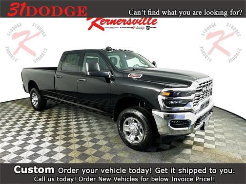 2026 RAM 3500 Tradesman Crew Cab 4x4 8' Box
