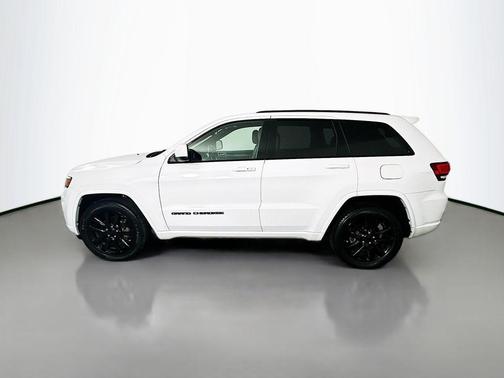 Bright White Clearcoat 2019 Jeep Grand Cherokee Altitude