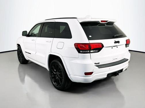 Bright White Clearcoat 2019 Jeep Grand Cherokee Altitude