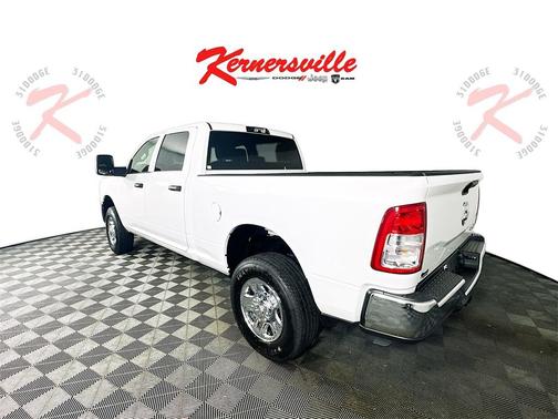 2024 RAM 2500 Tradesman Crew Cab 4x4 6'4' Box