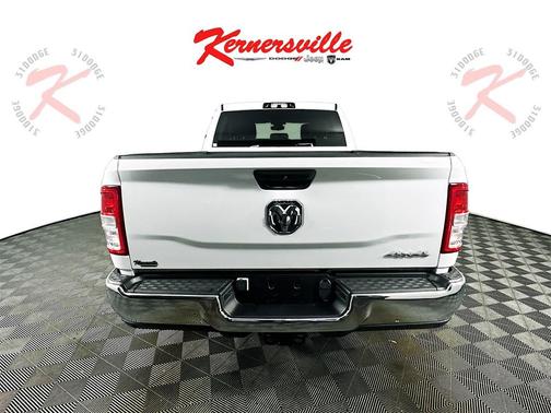 2024 RAM 2500 Tradesman Crew Cab 4x4 6'4' Box