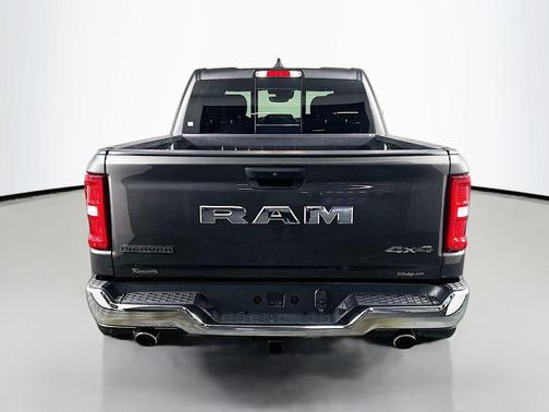 Granite Crystal Metallic Clearcoat 2026 RAM 1500 Big Horn/Lone Star