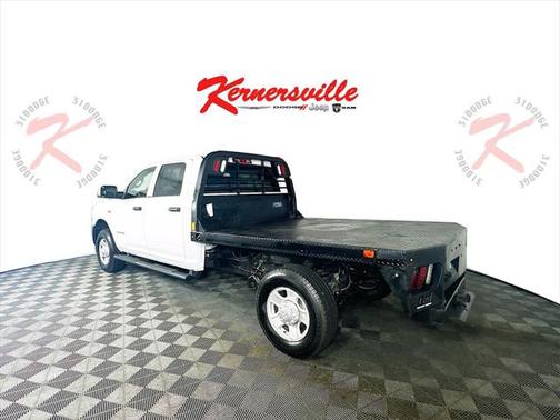 2021 RAM 2500 Tradesman Crew Cab 4x4 8' Box