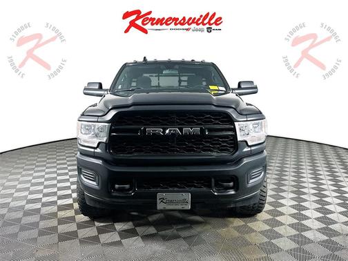 2022 RAM 3500 Tradesman Regular Cab 4x4 8' Box
