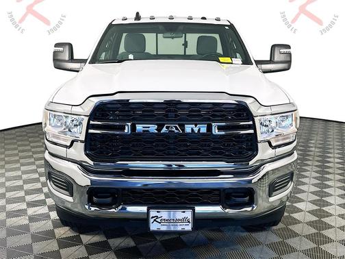 2024 RAM 2500 Tradesman Regular Cab 4x4 8' Box