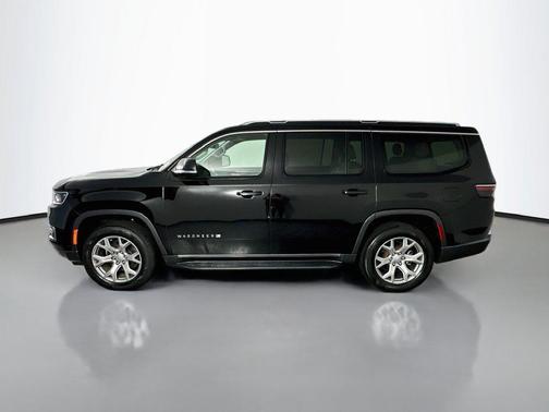 Diamond Black Crystal Pearlcoat 2022 Jeep Wagoneer Series II 4x4
