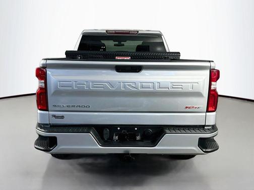 Silver Ice Metallic 2019 Chevrolet Silverado 1500 RST