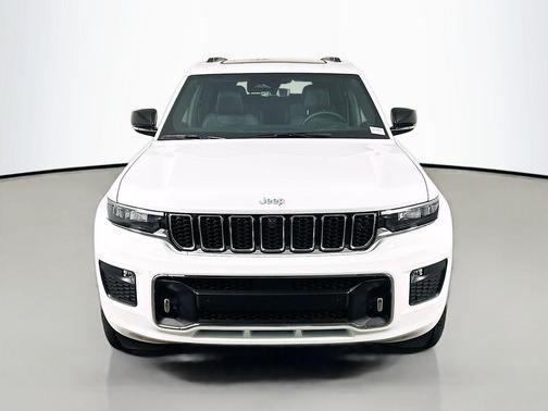 Bright White Clearcoat 2025 Jeep Grand Cherokee L Overland