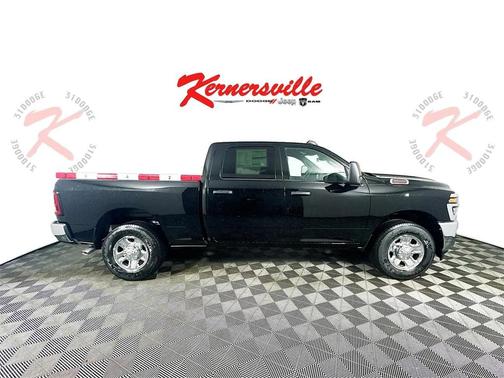 2025 RAM 2500 Tradesman Crew Cab 4x2 6'4' Box