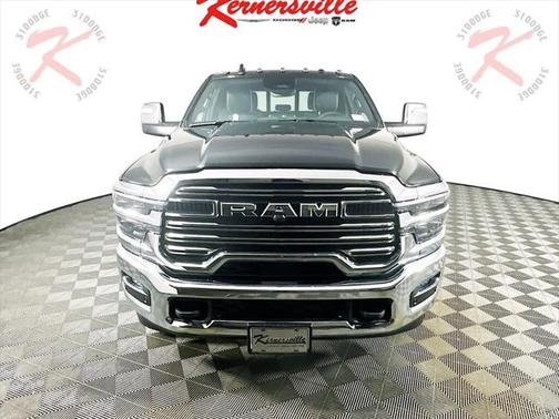 2025 RAM 2500 Laramie Crew Cab 4x4 8' Box