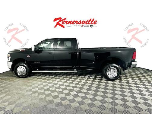 2025 RAM 3500 Laramie Crew Cab 4x4 8' Box