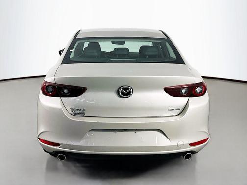 Platinum Quartz Metallic 2024 Mazda Mazda3 2.5 S Select Sport