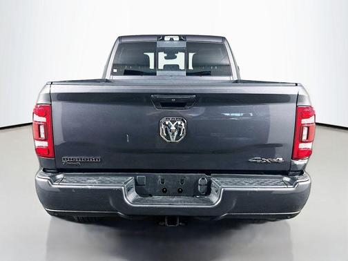 2022 RAM 2500 Big Horn Crew Cab 4x4 6'4' Box
