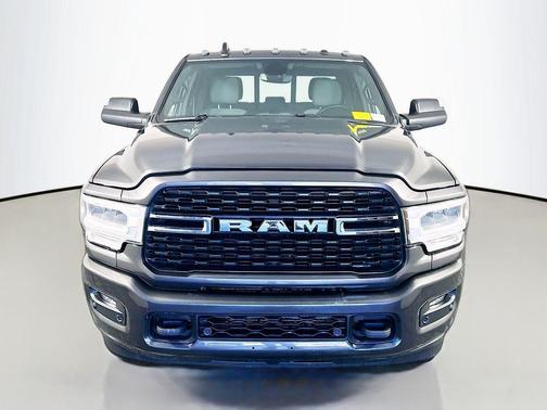 2022 RAM 2500 Big Horn Crew Cab 4x4 6'4' Box