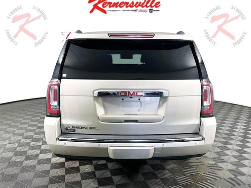 2017 GMC Yukon XL Denali