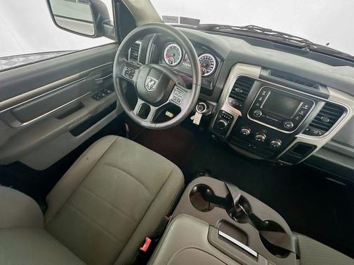 Billet Silver Metallic Clearcoat 2020 RAM 1500 Classic SLT