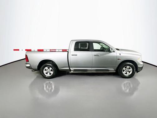 Billet Silver Metallic Clearcoat 2020 RAM 1500 Classic SLT