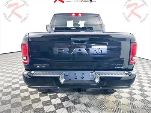 2025 RAM 2500 Big Horn Crew Cab 4x4 6'4' Box