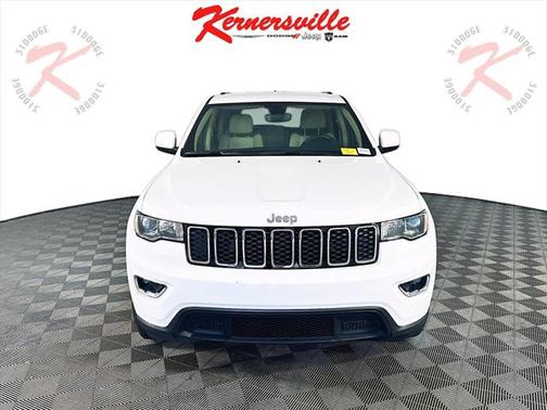 2022 Jeep Grand Cherokee Laredo