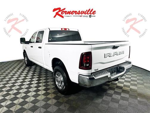2025 RAM 2500 Tradesman Crew Cab 4x2 6'4' Box
