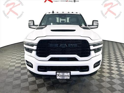 2025 RAM 2500 Laramie Crew Cab 4x4 8' Box