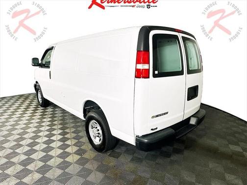 2022 Chevrolet Express 2500 RWD 2500 Regular Wheelbase WT
