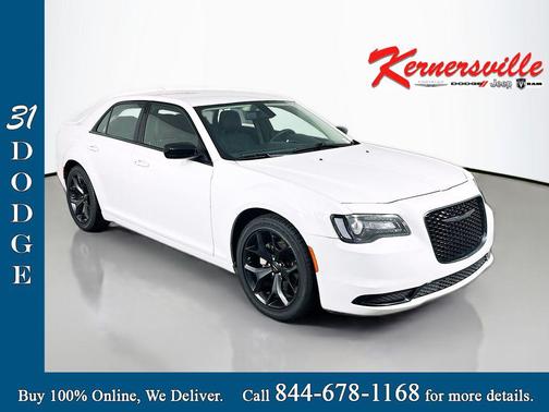 2022 Chrysler 300 Touring