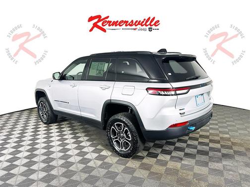 2022 Jeep Grand Cherokee 4xe Trailhawk