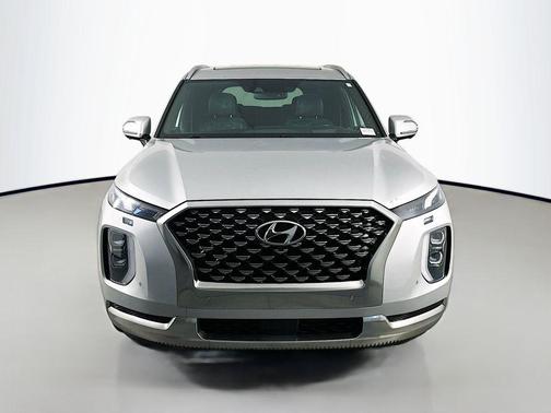 Typhoon Silver 2022 Hyundai PALISADE Calligraphy