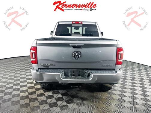 2019 RAM 2500 Laramie Crew Cab 4x4 6'4' Box