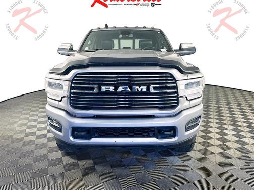 2019 RAM 2500 Laramie Crew Cab 4x4 6'4' Box