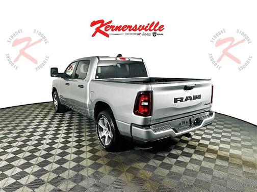 2025 RAM 1500 Express