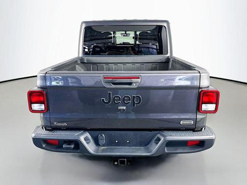 Granite Crystal Metallic Clearcoat 2021 Jeep Gladiator Overland