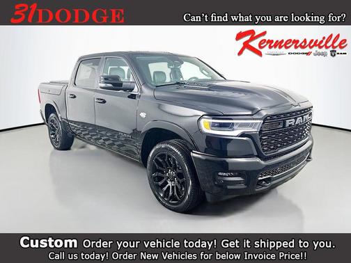 Diamond Black Crystal Pearlcoat 2026 RAM 1500 Limited