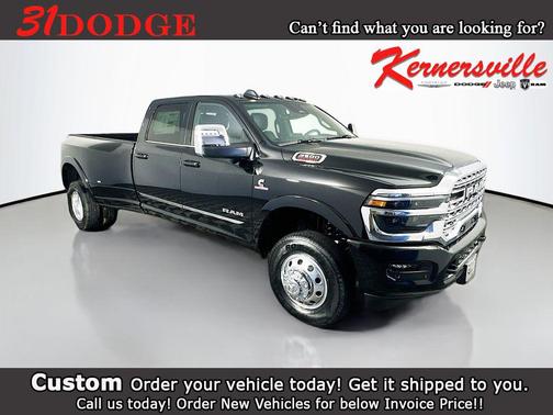 Diamond Black Crystal Pearlcoat 2026 RAM 3500 Limited
