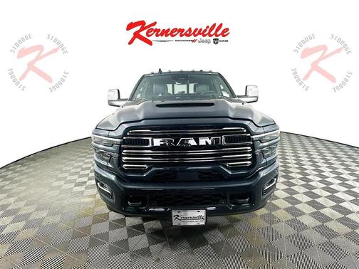 2025 RAM 3500 Laramie Crew Cab 4x4 8' Box