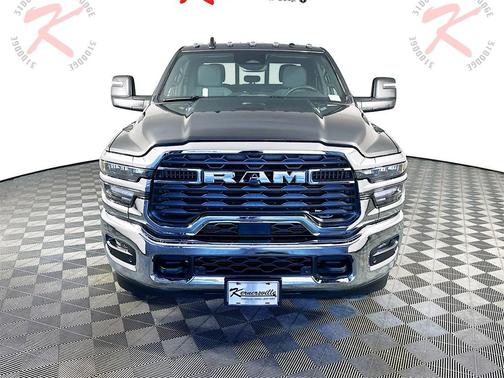 2026 RAM 3500 Tradesman Crew Cab 4x4 8' Box