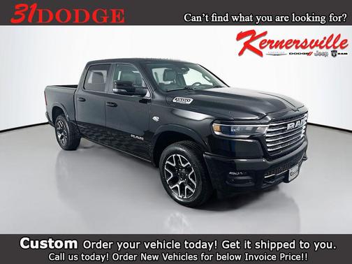 Diamond Black Crystal Pearlcoat 2026 RAM 1500 Laramie